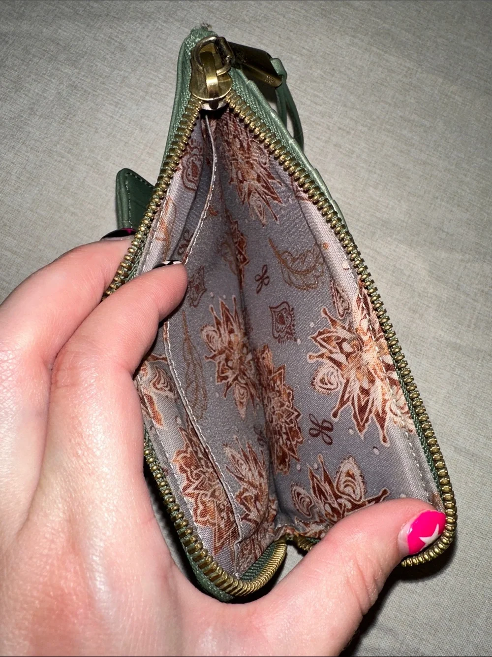 HOBO Dark Green Leather Zip Wallet Wristlet with Exterior Pocket
